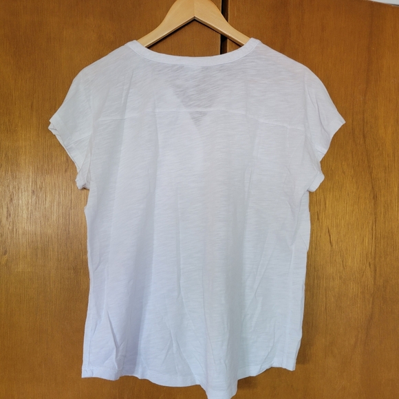 White tee - Picture 5 of 5